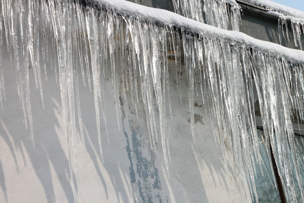 Ice Dams and your roof